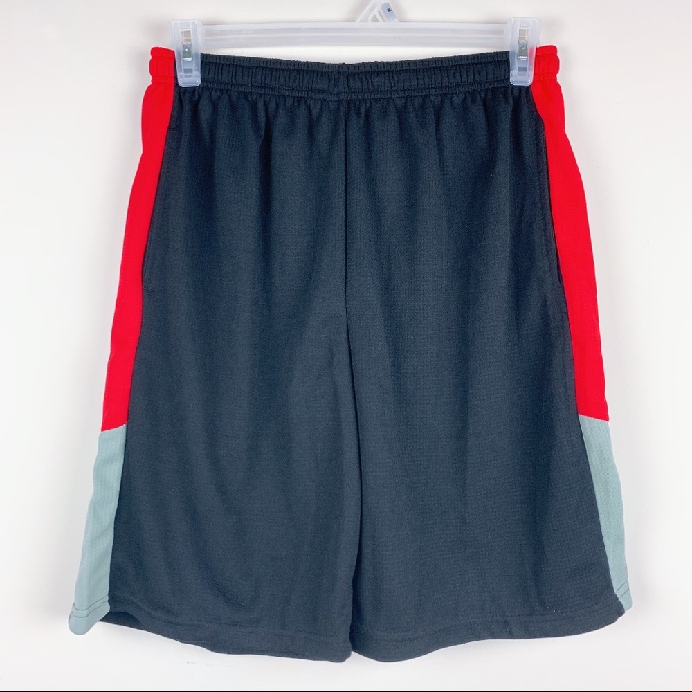 🔥3/15 NWOT Zone Pro Men’s Plain Athletic Short